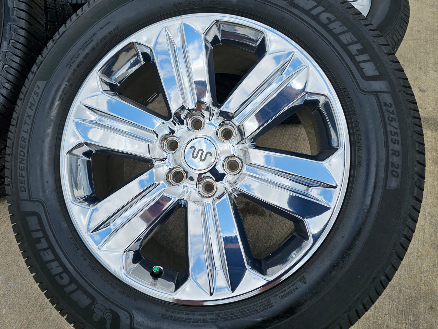 20" Ford F-150 Expedition OEM Lariat rims wheels 10171 tires CHROME MICHELIN