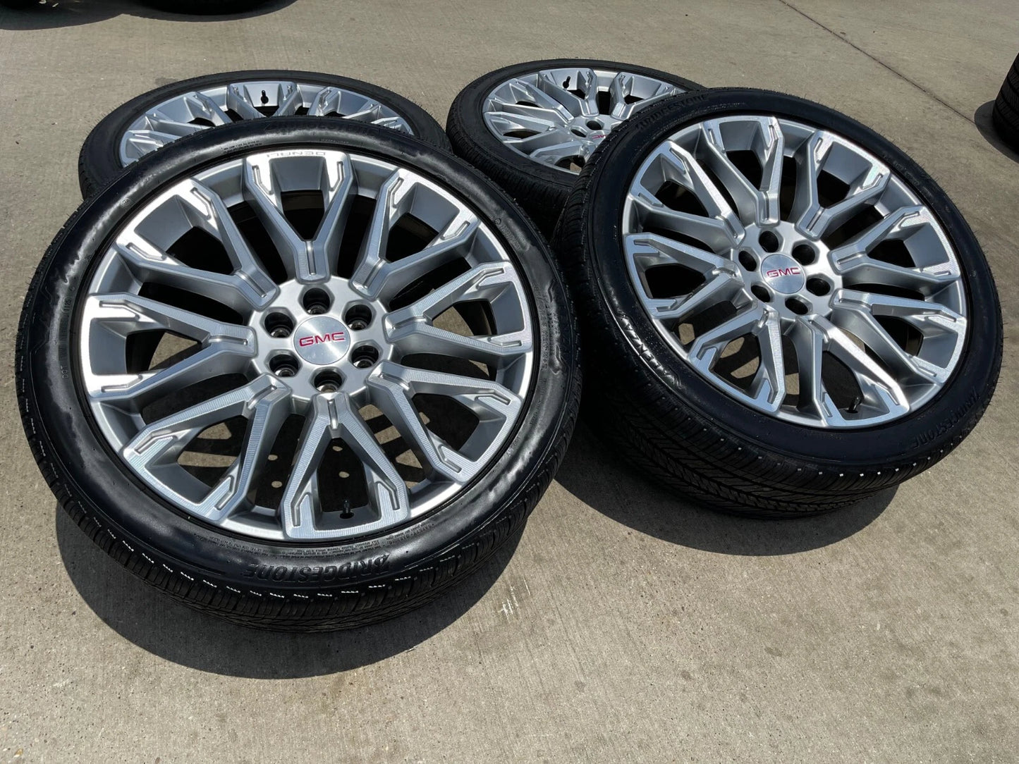 24" GMC Yukon Sierra DENALI OEM wheels rims tires 2022 2023 2024 2025 2026 NEW