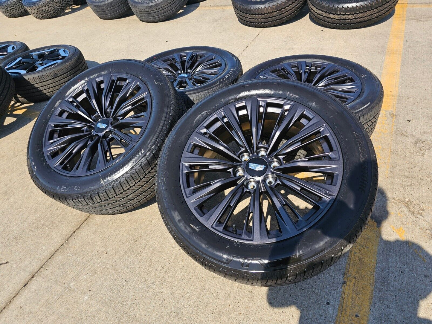 22" Cadillac Escalade V V600 Platinum OEM ORIGINAL wheels rims 2024 2025 NEW