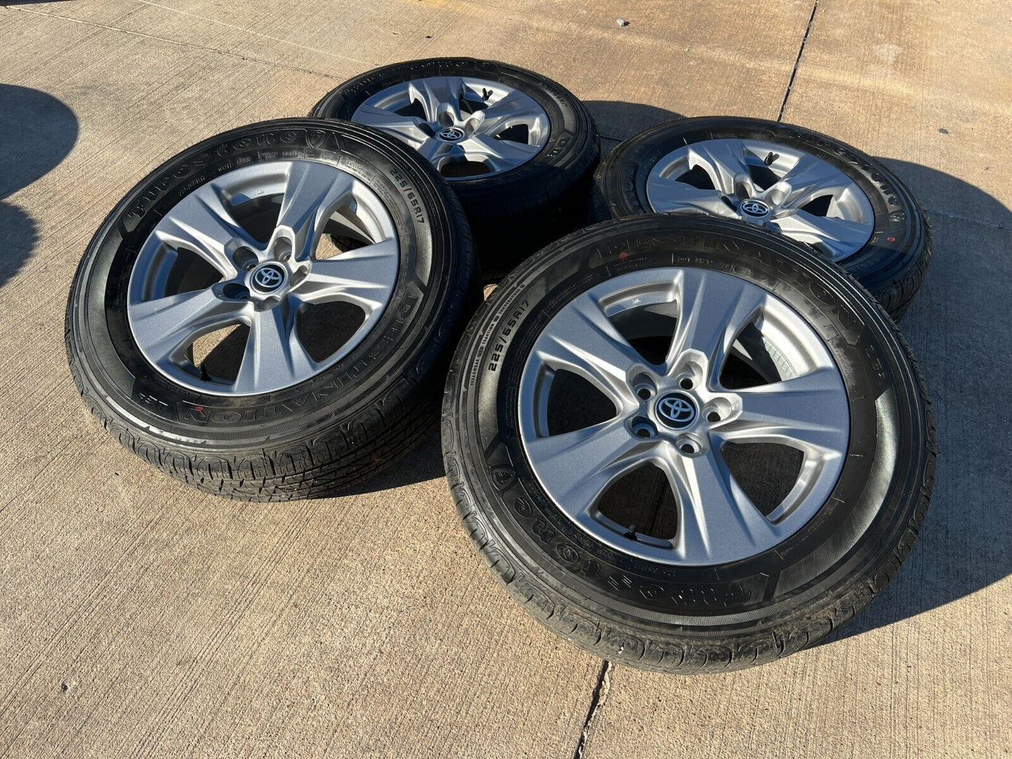 17" Toyota RAV4 OEM wheels rims 75240 Sienna CH-R tires NEW