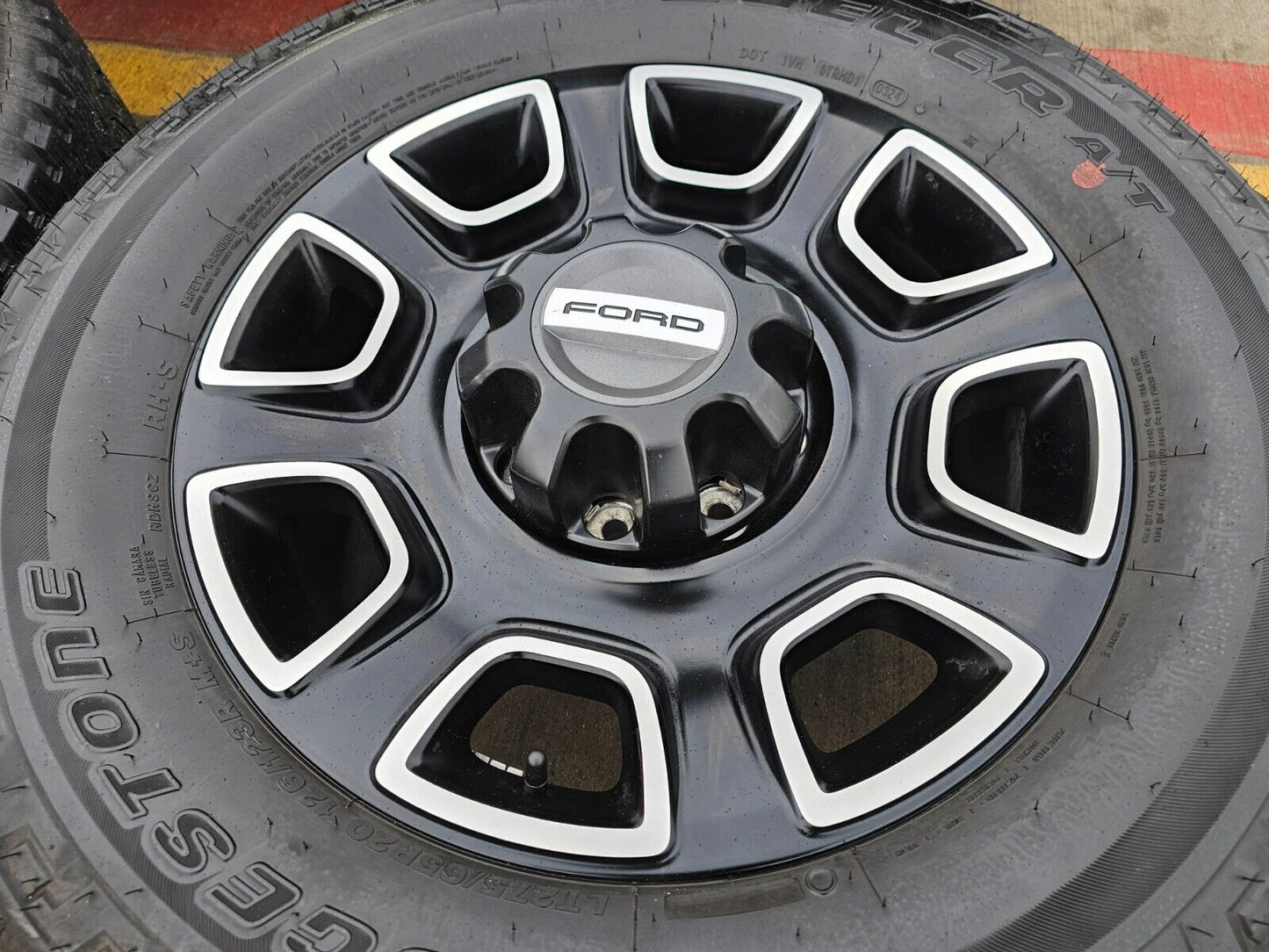 20" Ford F-250 F-350 OEM Lariat Platinum wheels rims 10486 tires