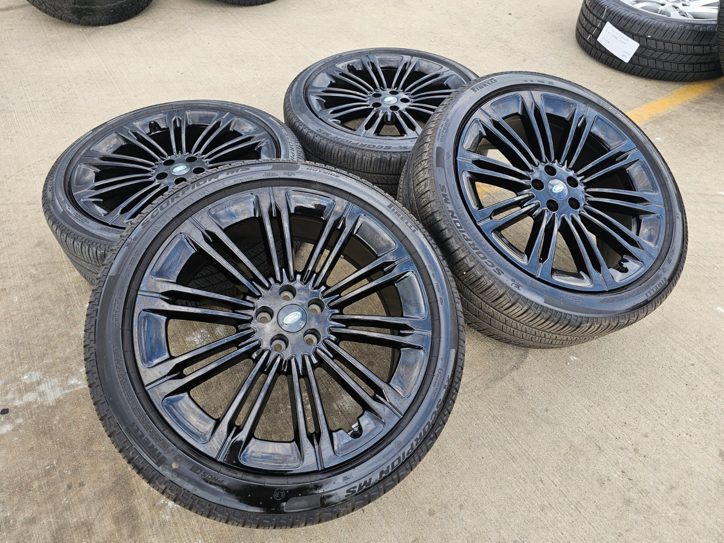 23" Land Rover Range AUTOBIOGRAPHY OEM wheels rims 2023 2024 2025 2026 PIRELLI