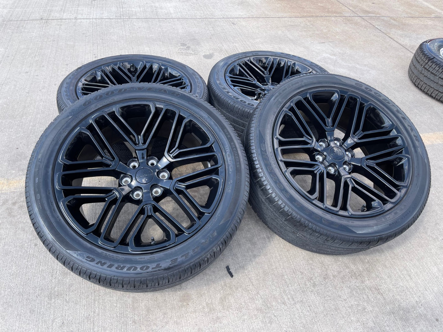 22" Jeep Grand Wagoneer OEM LIMITED 9317 rims wheels RAM 1500 2023 2024 2025