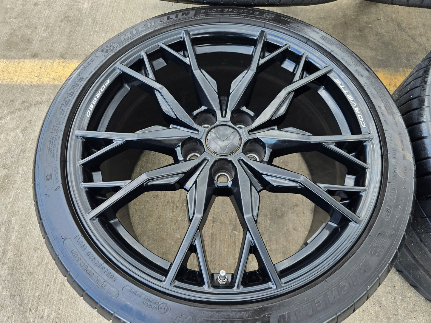 19" + 20" Chevy Corvette Z06 C8 OEM wheels rims 8057 8058 FORGED
