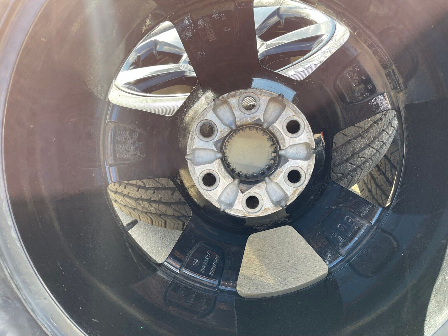 20" Chevy Silverado 1500 Tahoe Suburban OEM wheels rims 5652 tires GMC