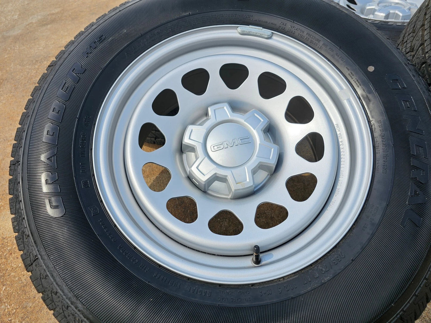 17" GMC Sierra Chevy Silverado OEM wheels rims tires 8130 Yukon NEW