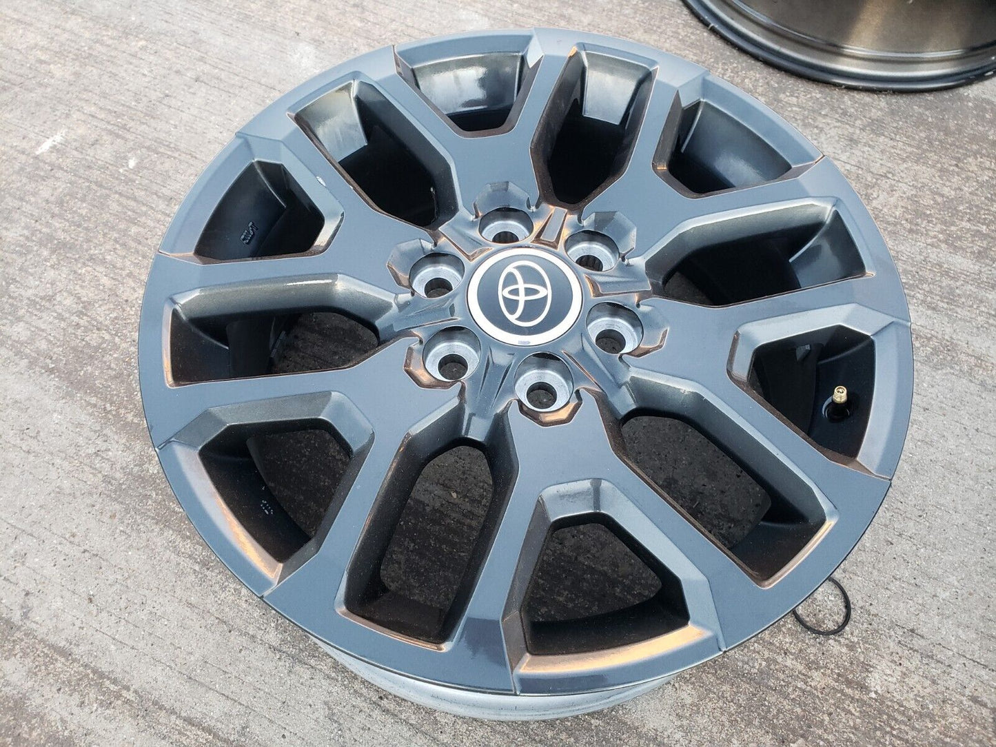 20" Toyota Tundra TSS TRD OEM wheel rim 95359 75277 Sequoia 2022 2023 2024 2025