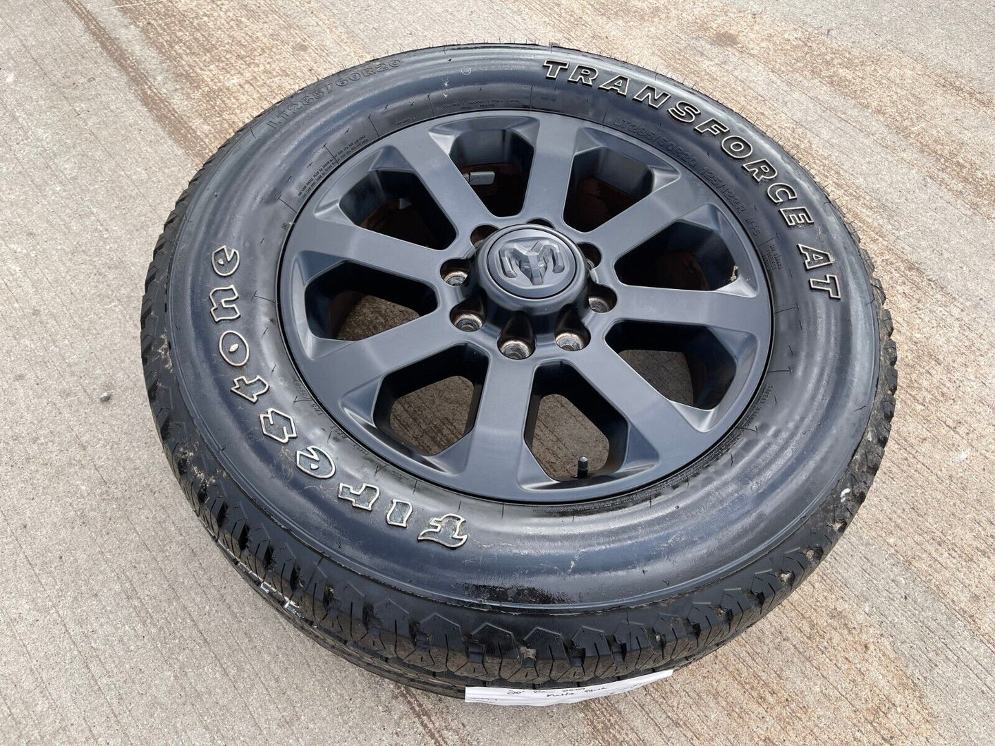 (1) 20" Dodge Ram 2500 3500 LARAMIE OEM 2700 black wheel rim tire spare