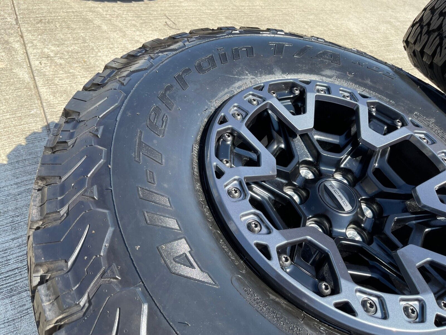 17" Ford F-150 Raptor R OEM BEADLOCK rims wheels 2024 2025 BFG NEW