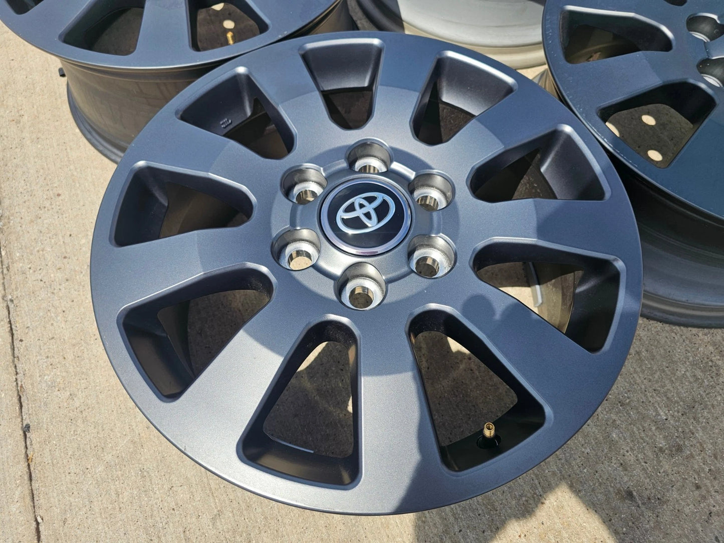 18" Toyota Land Cruiser OEM TRD wheels rims 95952 Tundra Sequoia NEW