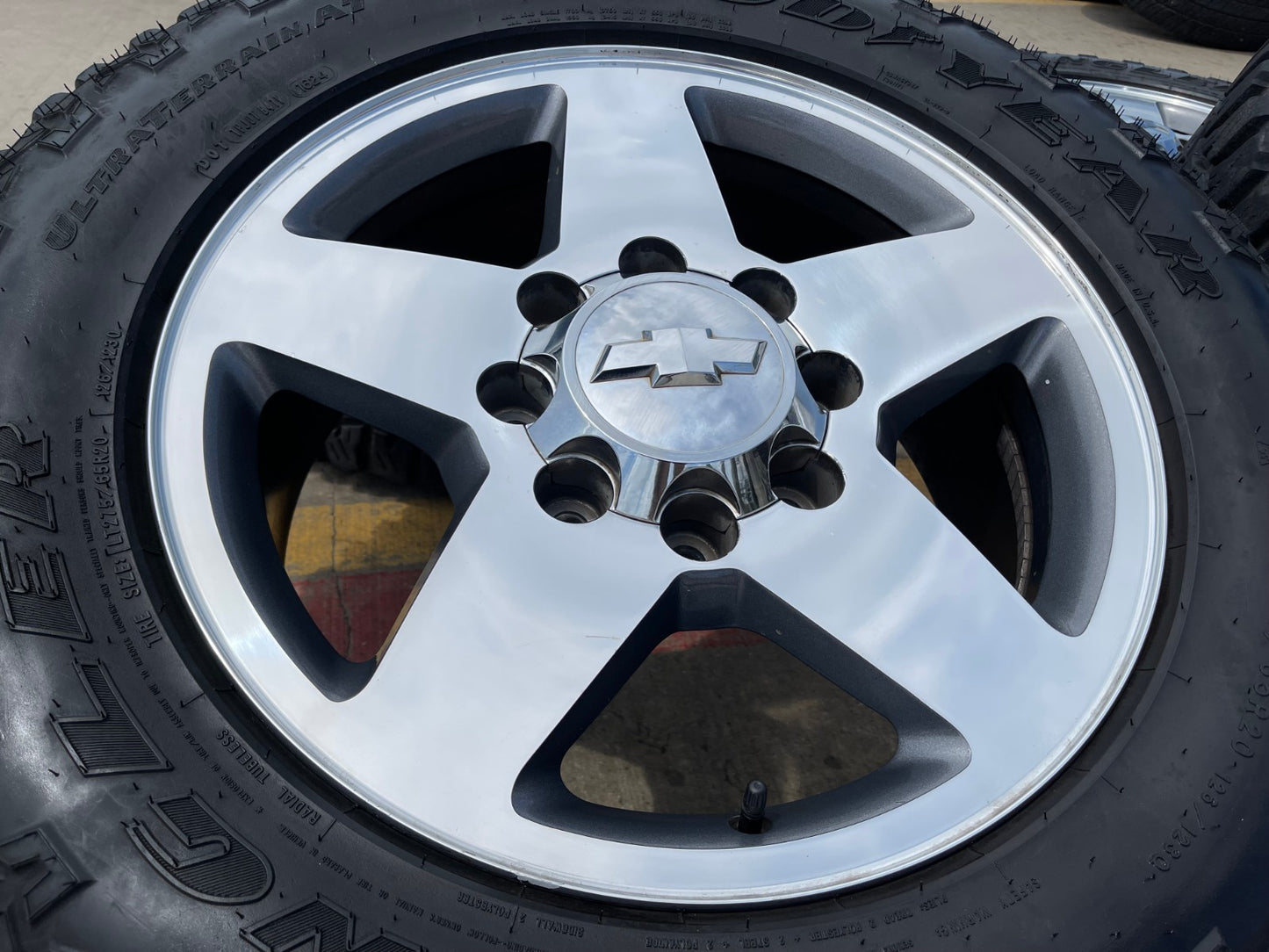 20" Chevy Silverado GMC Sierra 2500 3500 OEM 5503 rims wheels 8x180