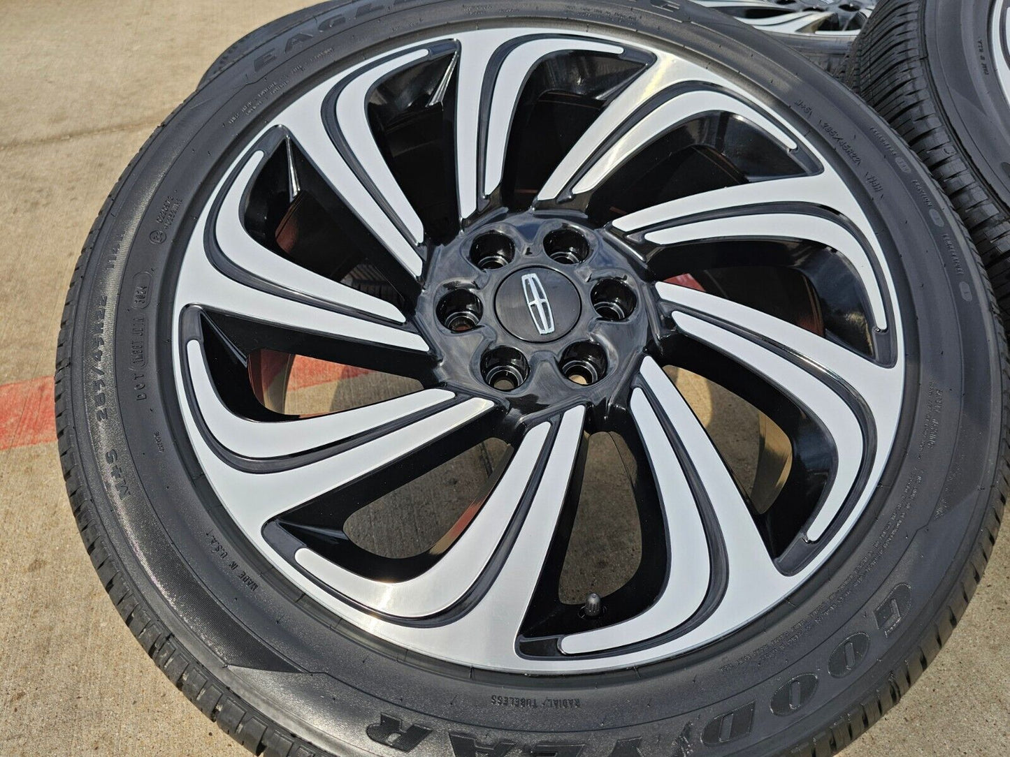 22" Lincoln Navigator OEM rims wheels Black Label tires 10497 2024 2025