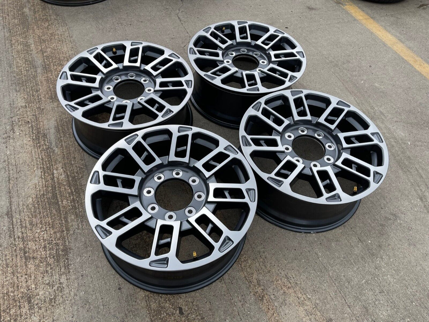 20" Ford F-250 F-350 OEM LIMITED Platinum wheels 10302 10483 rims 2024 2025 NEW