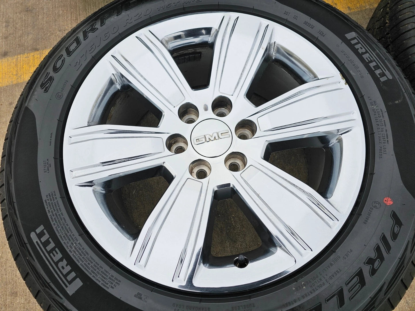 20" GMC Sierra Yukon DENALI OEM wheels rims 5752 chrome tires PIRELLI A/T NEW