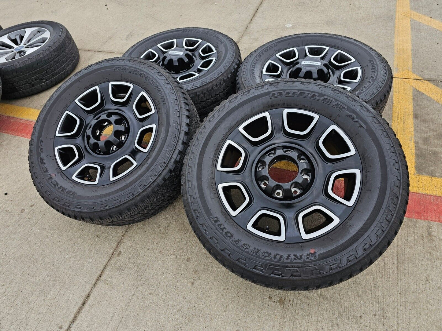 20" Ford F-250 F-350 OEM Lariat Platinum wheels rims 10486 tires