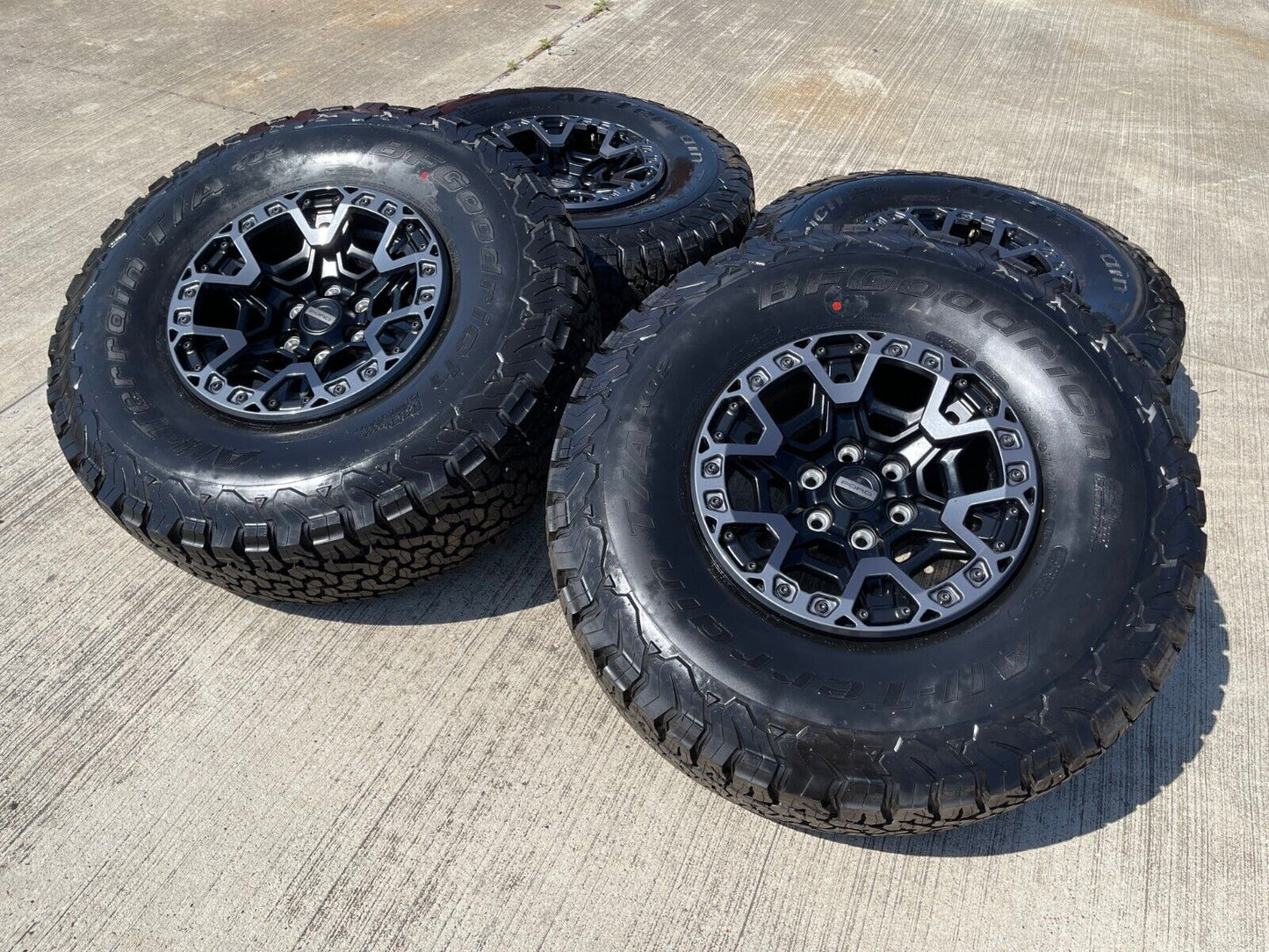 17" Ford F-150 Raptor R OEM BEADLOCK rims wheels 2024 2025 BFG NEW