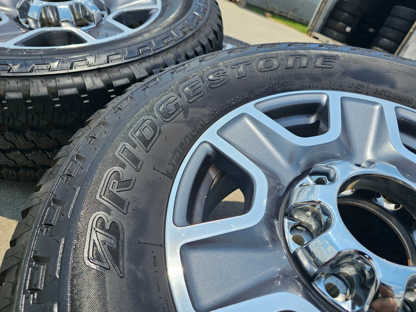 18" Ford F-250 F-350 Lariat FX-4 OEM gray wheels 10298 tires