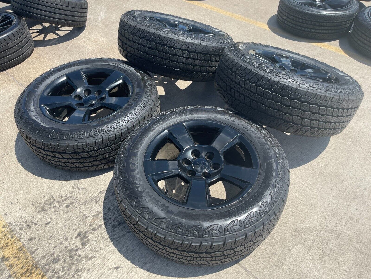 20" Chevy Tahoe 2020 Black Z71 OEM wheels rims 2017 2018 2019 2020 2021 2022