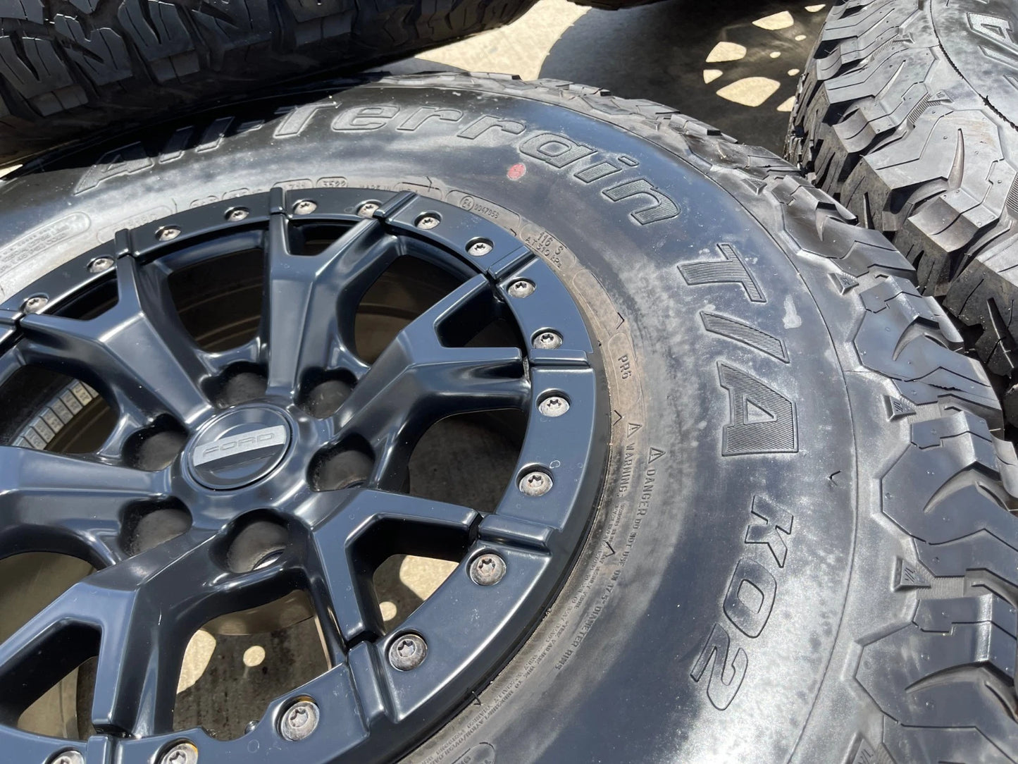 17" Ford F-150 Raptor R OEM BEADLOCK 10460 rims wheels 37" tires BFG