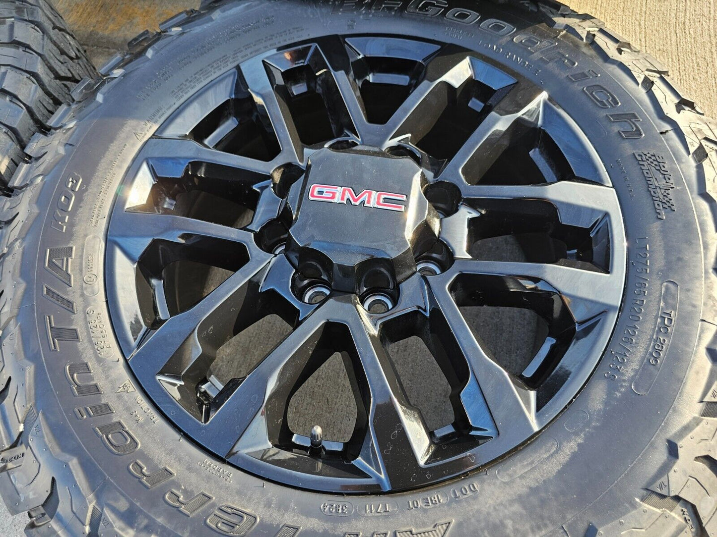 20" Chevy Silverado Trail Boss GMC AT4 2500 87847207 OEM wheels rims 2025 NEW