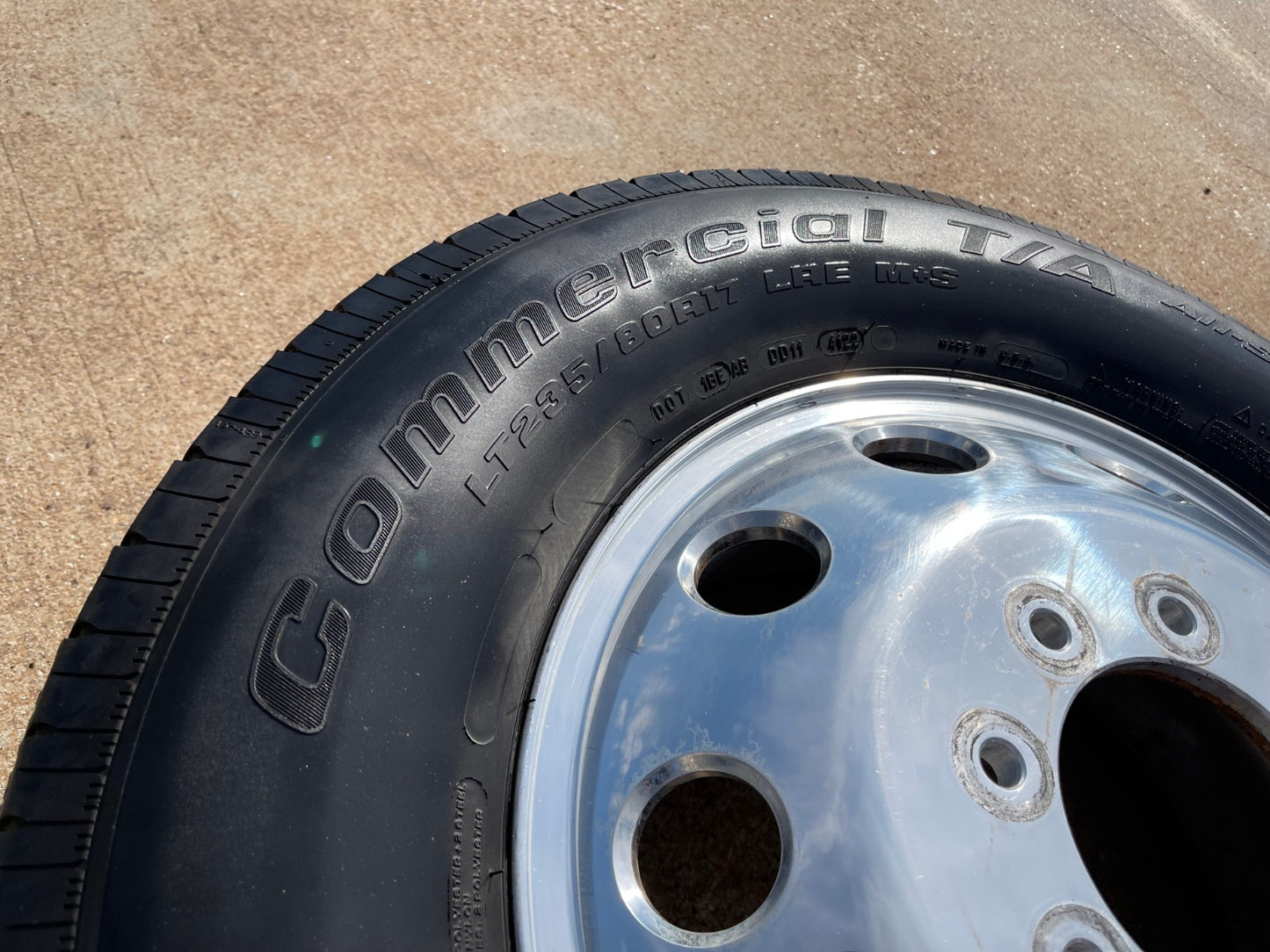 17" Dodge Ram 3500 DUALLY OEM wheel rim 2414 FRONT ALCOA 2016 2017 2018 8x165