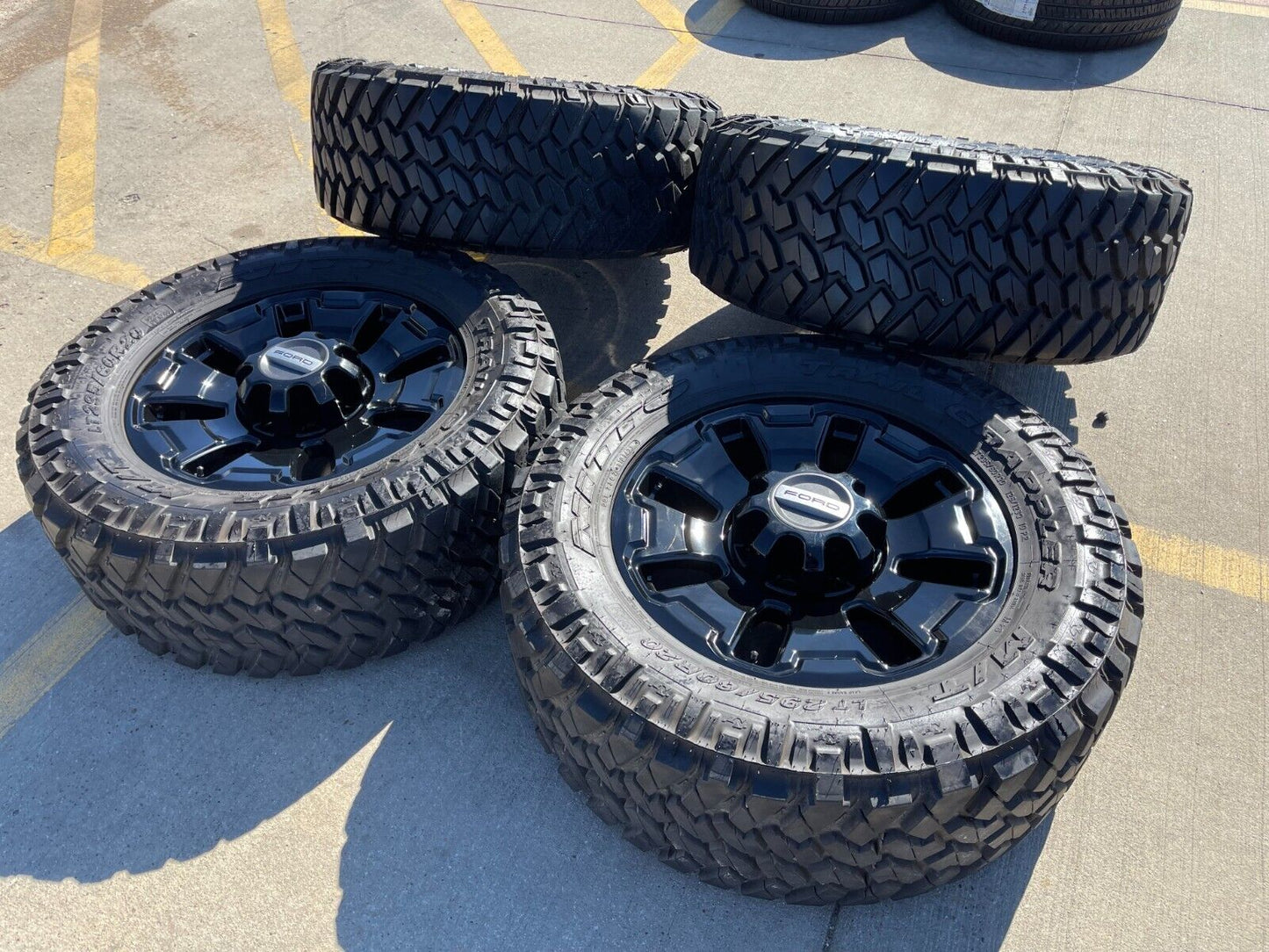 20" Ford F-250 F-350 OEM Limited Tremor 10487 wheels rims 2024 2025 NITTO 34"