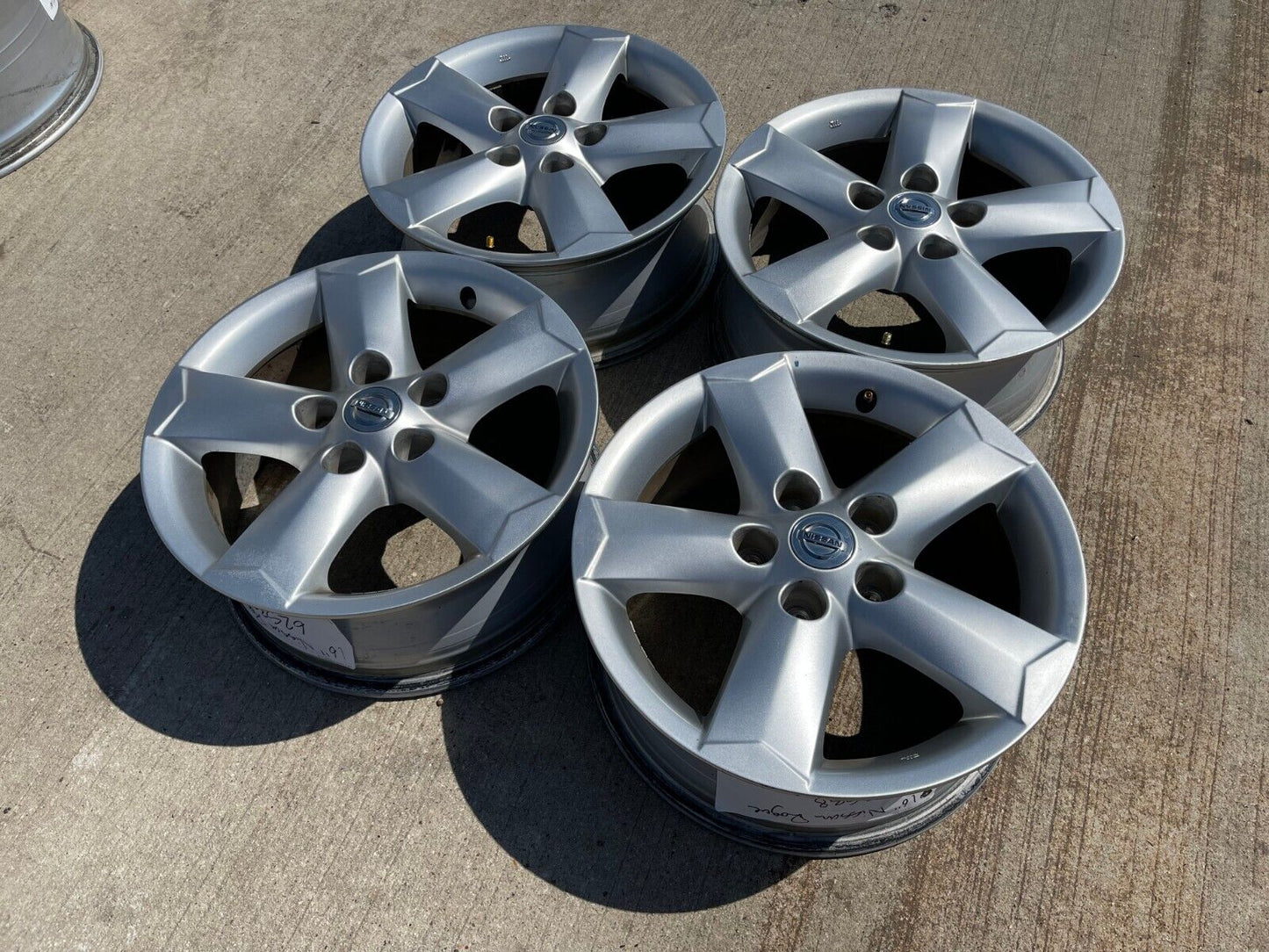 16" Nissan Rogue Murano Pathfinder Maxima 62538 OEM wheels rims