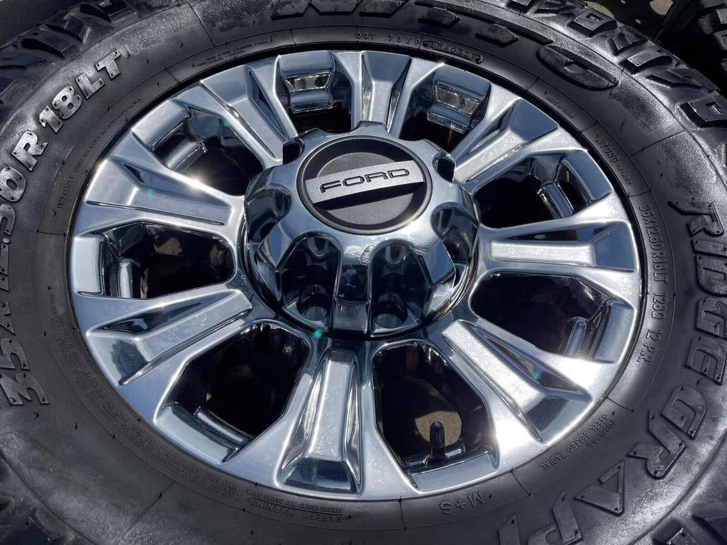 18" Ford F-250 F-350 OEM rims wheels 10097 tires 35" NITTO