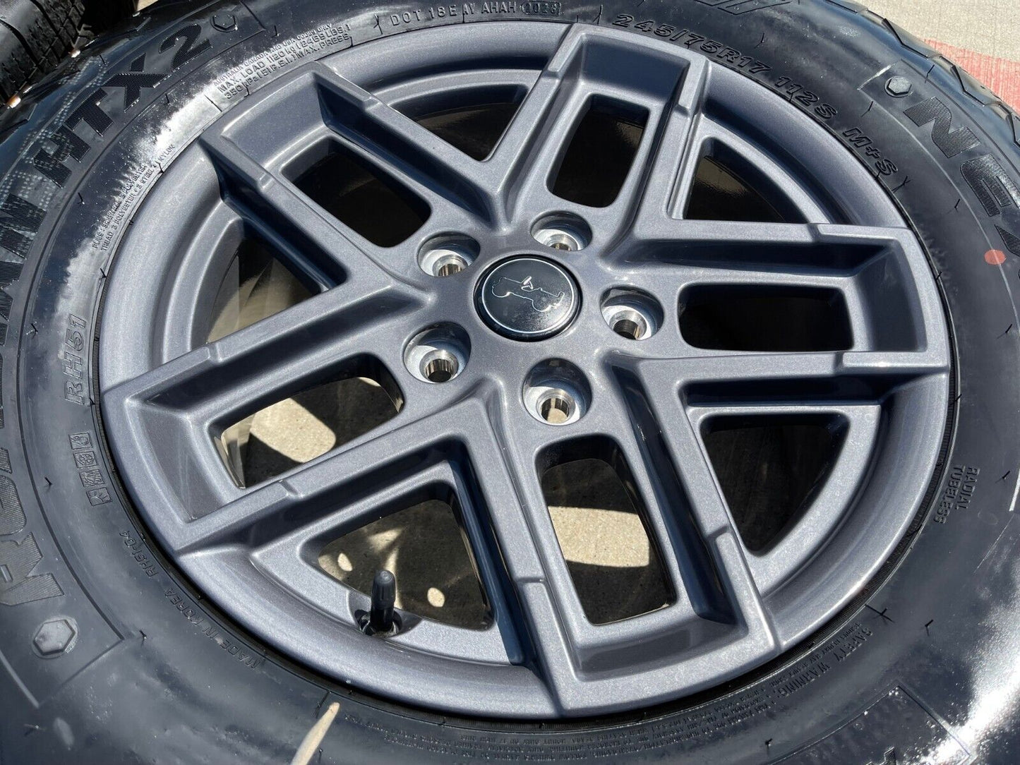 17" Jeep Wrangler Rubicon Sport OEM wheels rims 51649 Gladiator 2024 2025 NEW