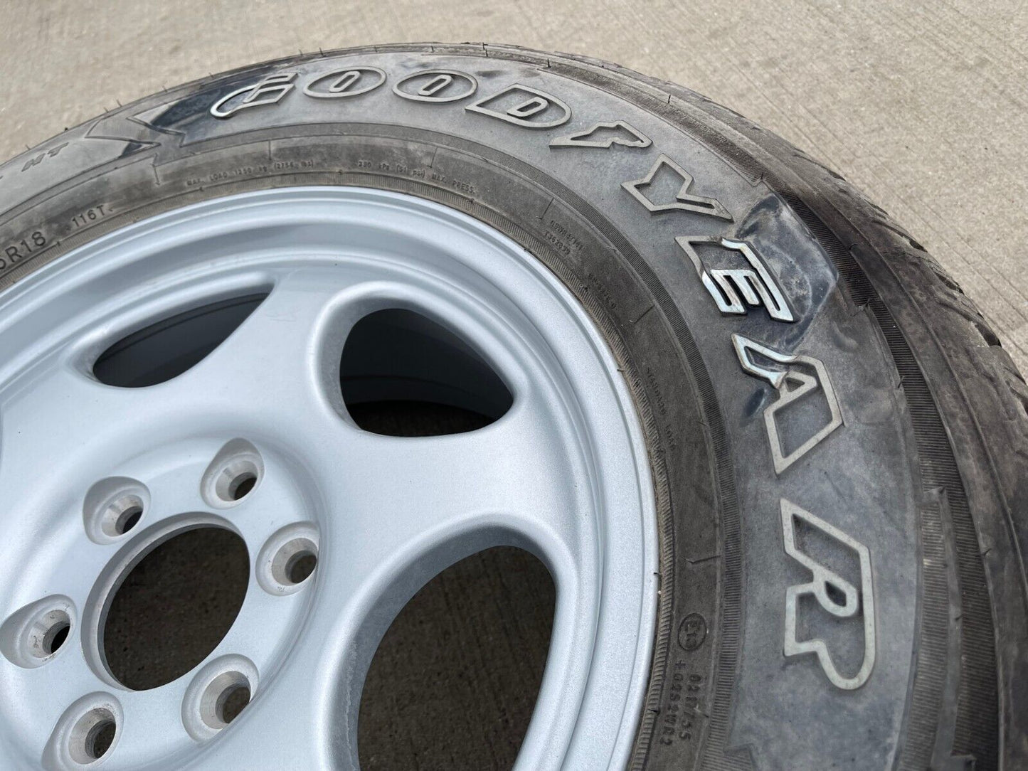 18" Ford F-150 OEM rim wheel tire spare Expedition Lincoln Navigator