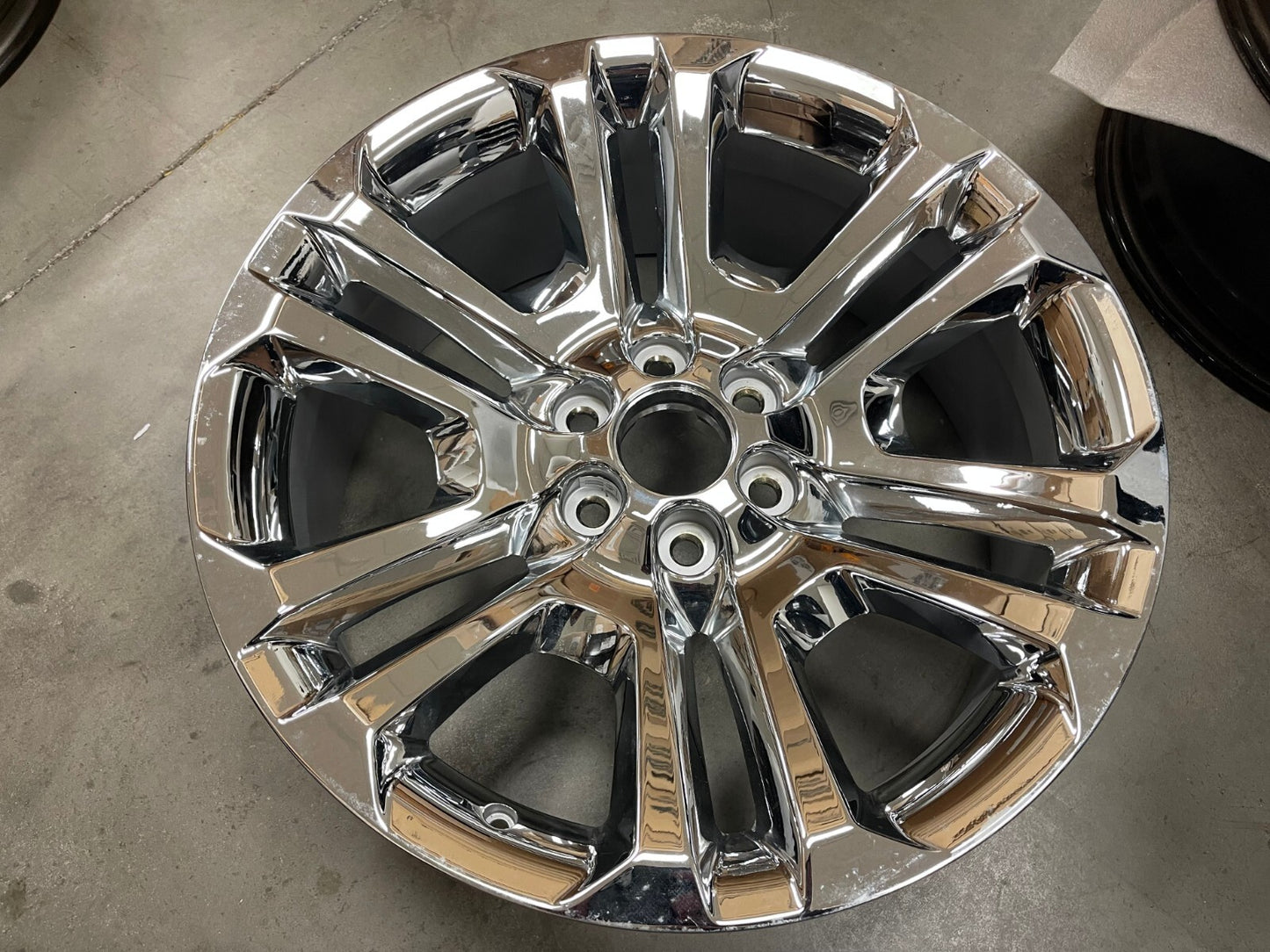 22" Cadillac Escalade GMC Yukon Chevy Tahoe chrome OEM wheel rim 4741 NEW