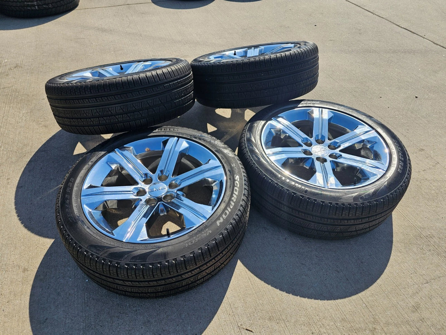 22" GMC Yukon Tahoe Chevy OEM CHROME wheels rims Silverado 5667 tires