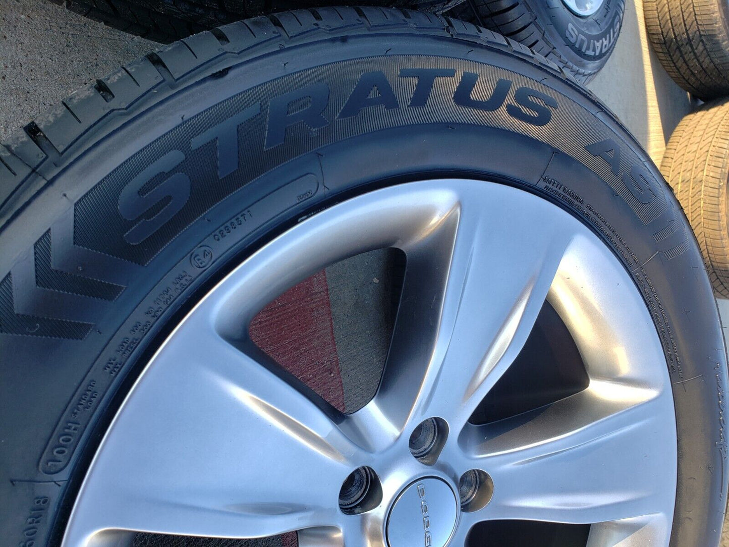 18" Dodge Charger Challenger Chrysler 300 OEM 2521 wheels rims tires NEW