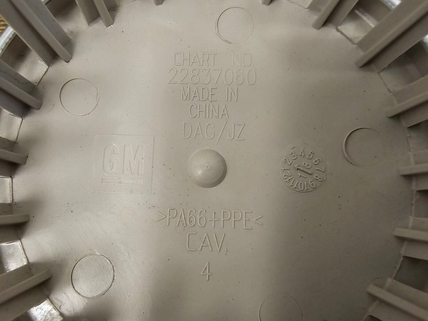 (4) 3.25" GMC Sierra 1500 Yukon XL Suburban OEM center caps C5650 83MM