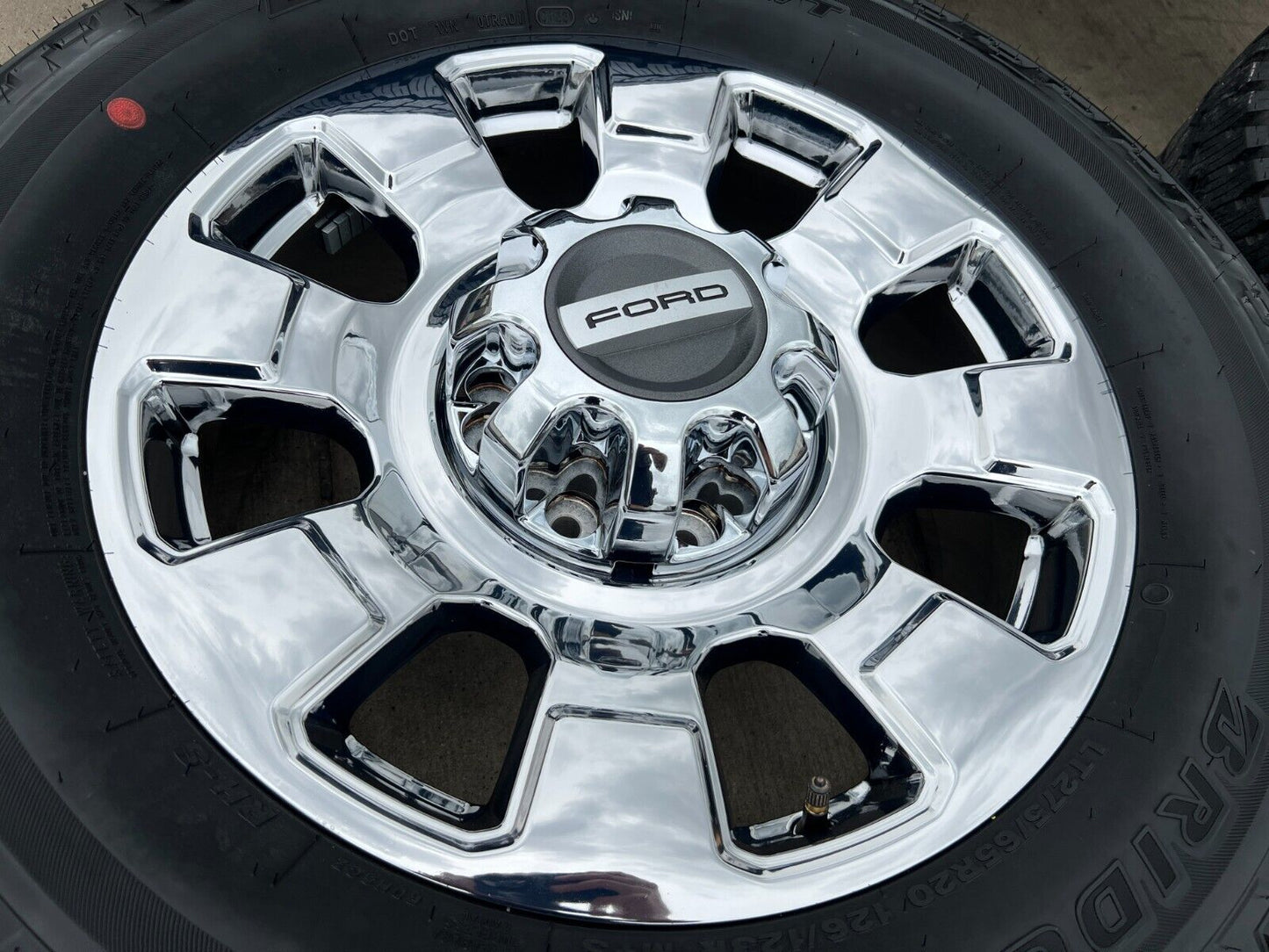 20" Ford F-250 F-350 OEM chrome Lariat 10295 wheels rims 2024 2025 NEW