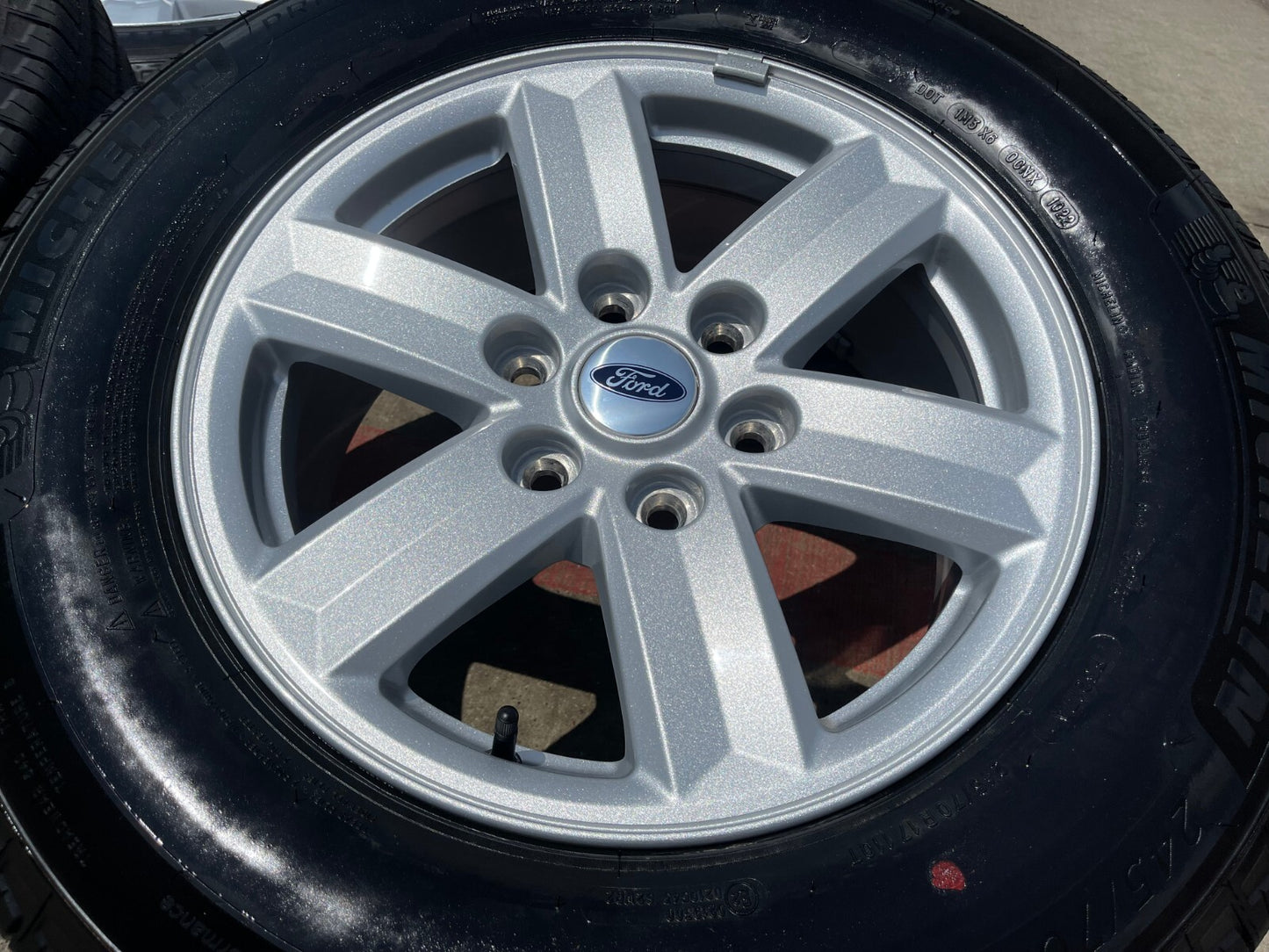 17" Ford F-150 Expedition OEM rims wheels 10339 tires NEW MICHELIN