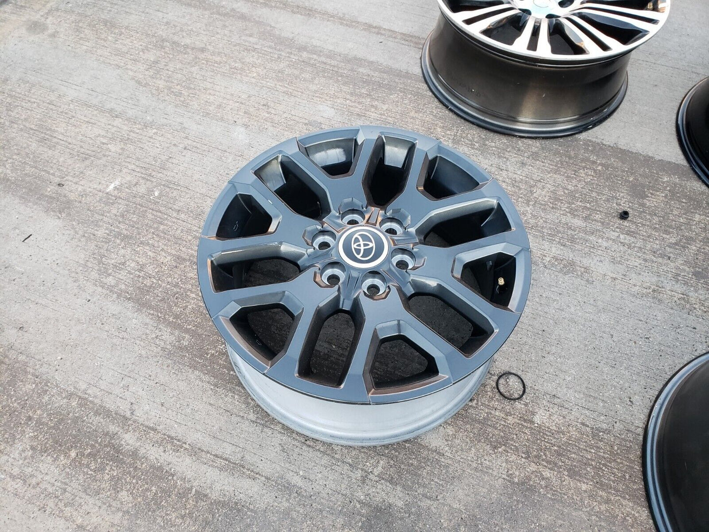 20" Toyota Tundra TSS TRD OEM wheel rim 95359 75277 Sequoia 2022 2023 2024 2025