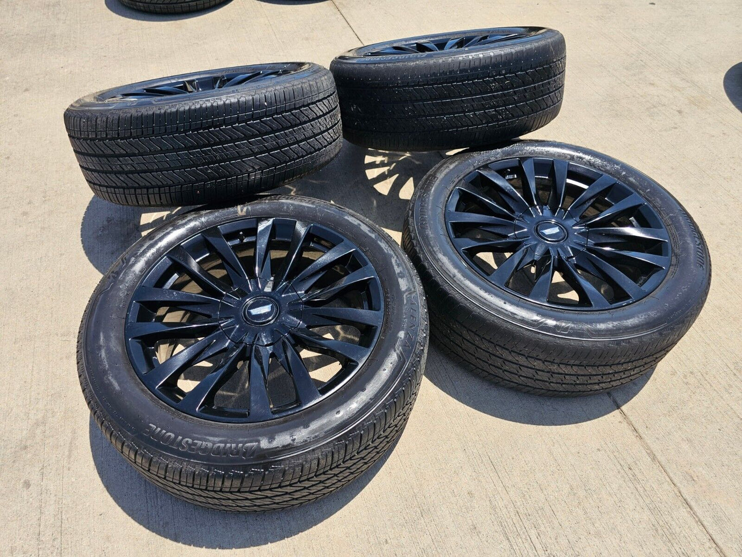 22" Cadillac Escalade OEM Black wheels rims 4873 95026 Tahoe Silverado 2023 2024