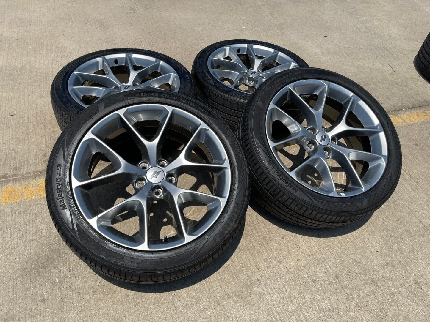 20" Dodge Charger Challenger Chrysler 300 OEM 2651 wheels rims tires