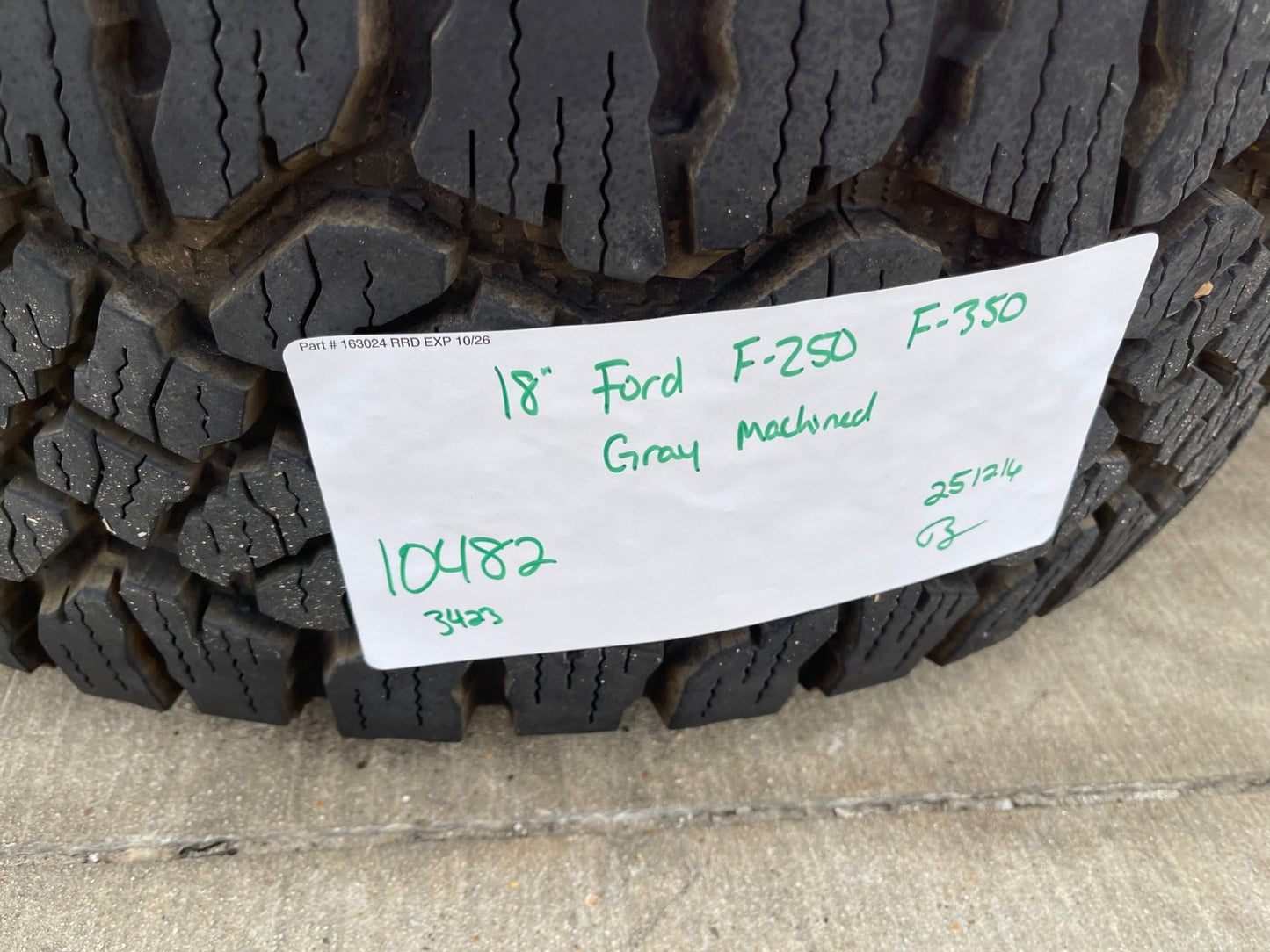 18" Ford F-250 F-350 OEM TREMOR rims wheels 10482 tires 35" DURATRAC R/T