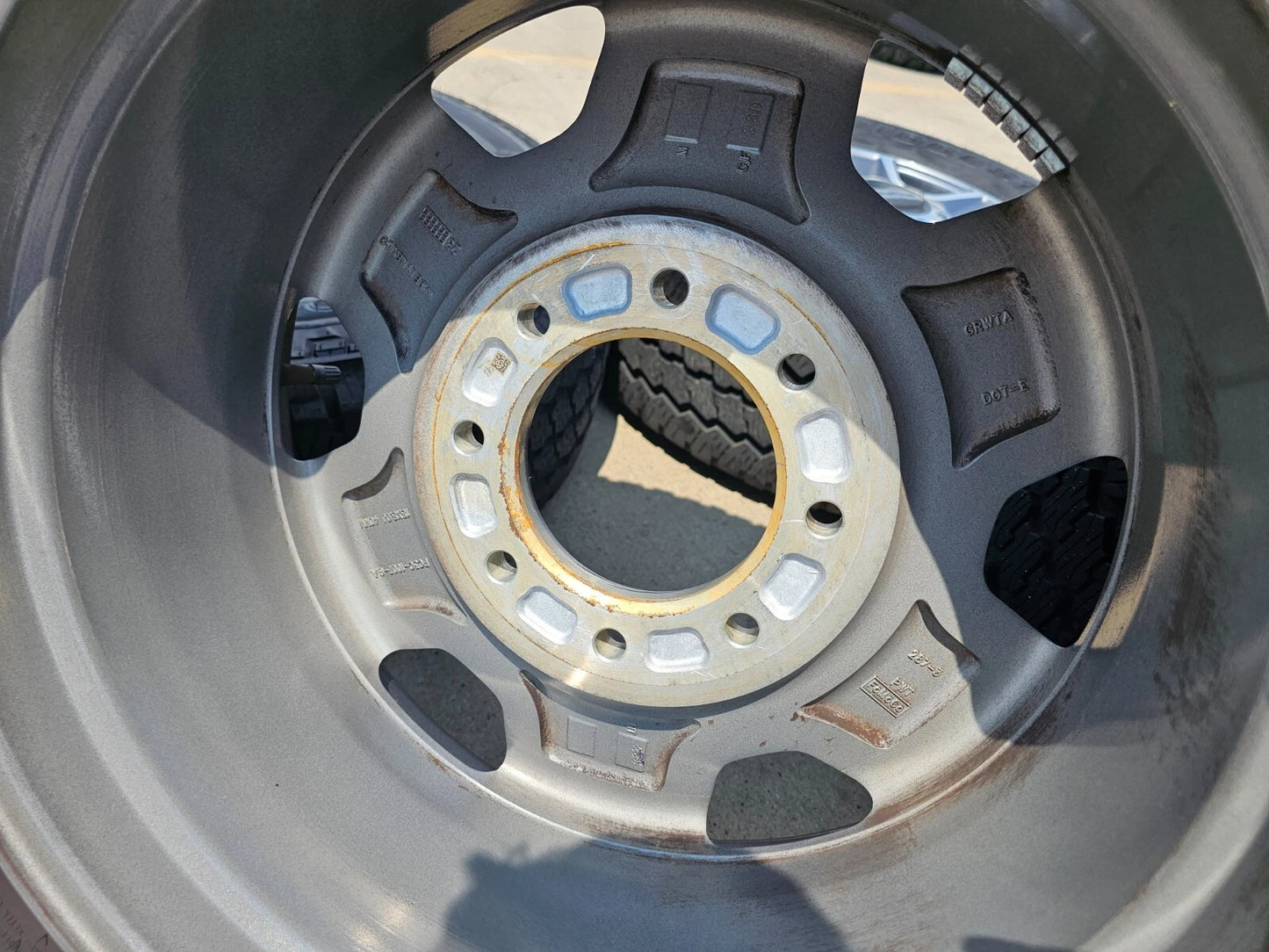 18" Ford F-250 F-350 Lariat FX-4 OEM gray wheels 10298 tires