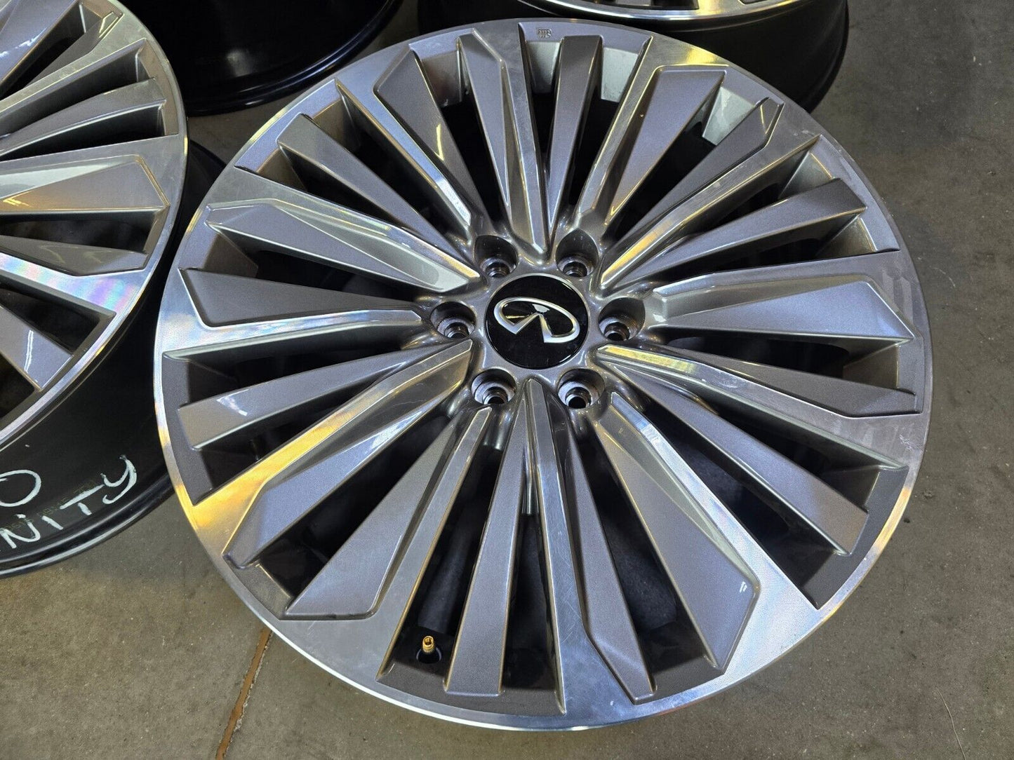22" Infiniti QX80 QX56 Nissan Titan Armada OEM wheels rims 2024 2025 NEW