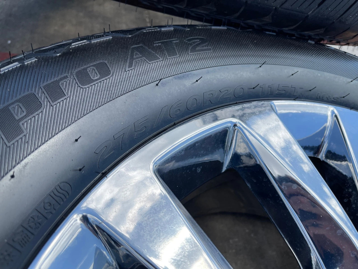 20" Ford F-150 Expedition chrome rims wheels 10003 OEM tires CLEAN