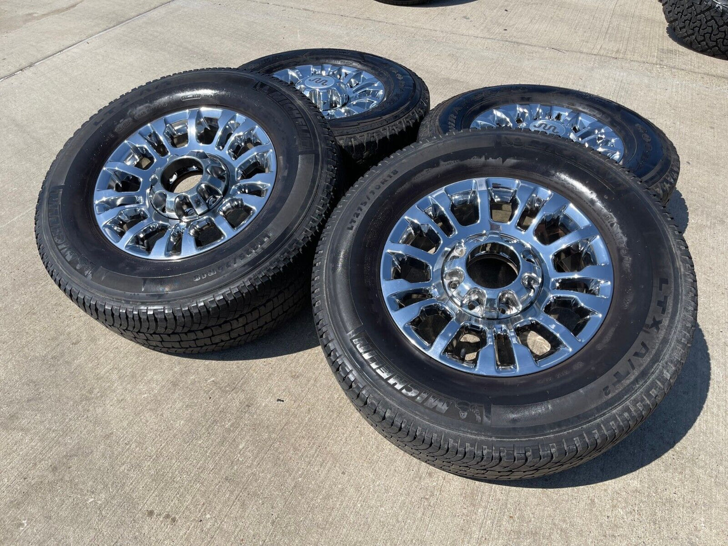 18" Ford F-250 F-350 OEM rims wheels 10290 chrome tires