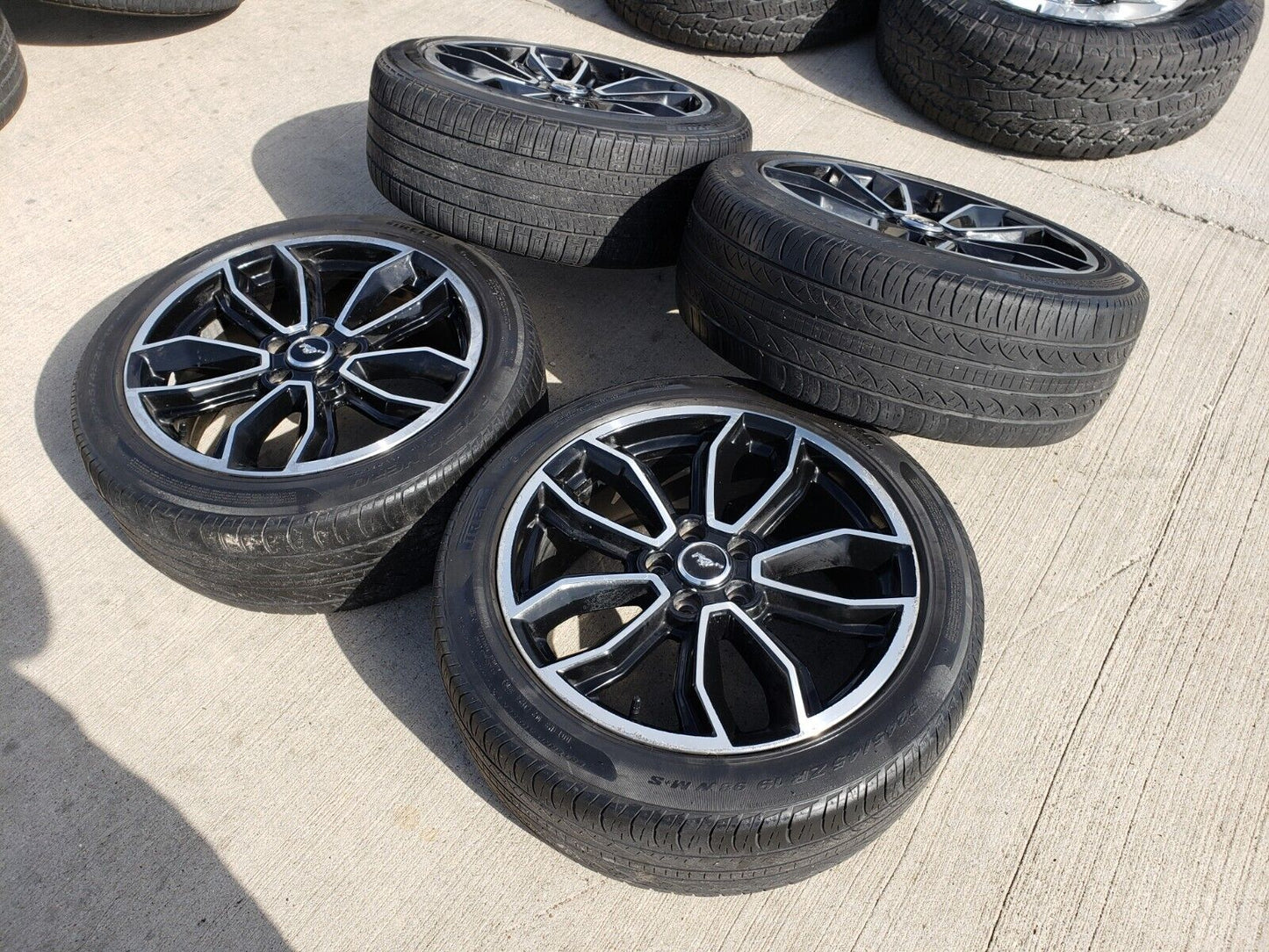 19" Ford Mustang GT OEM wheels rims 3909 tires 2013 2014 2015 2016 2019 2020