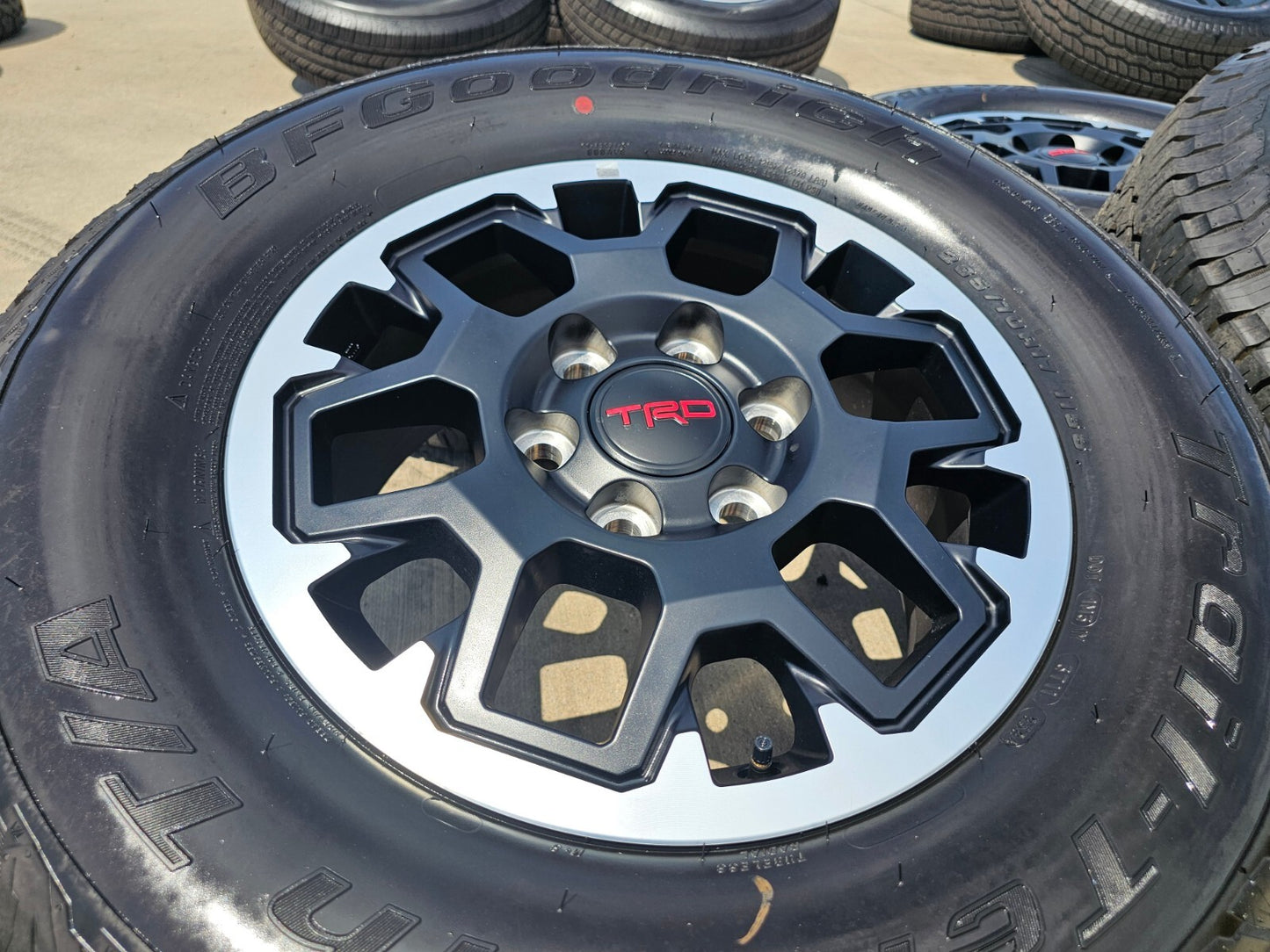 17" Toyota Tacoma 4Runner TRD OEM 10638 95893 42611 wheels rims 2025 2026 NEW