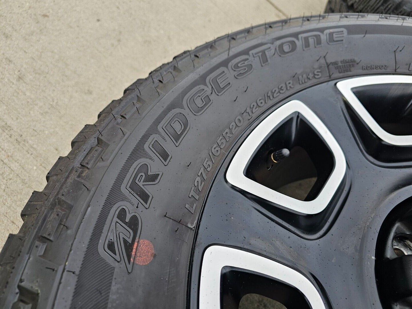 20" Ford F-250 F-350 OEM Lariat Platinum wheels rims 10486 tires