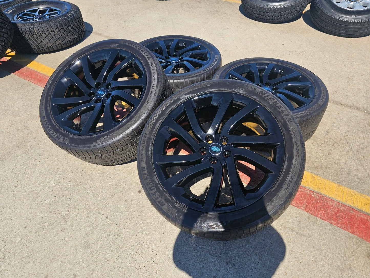 22" Land Rover Discovery Range AUTOBIOGRAPHY OEM 72294 wheels rims tires
