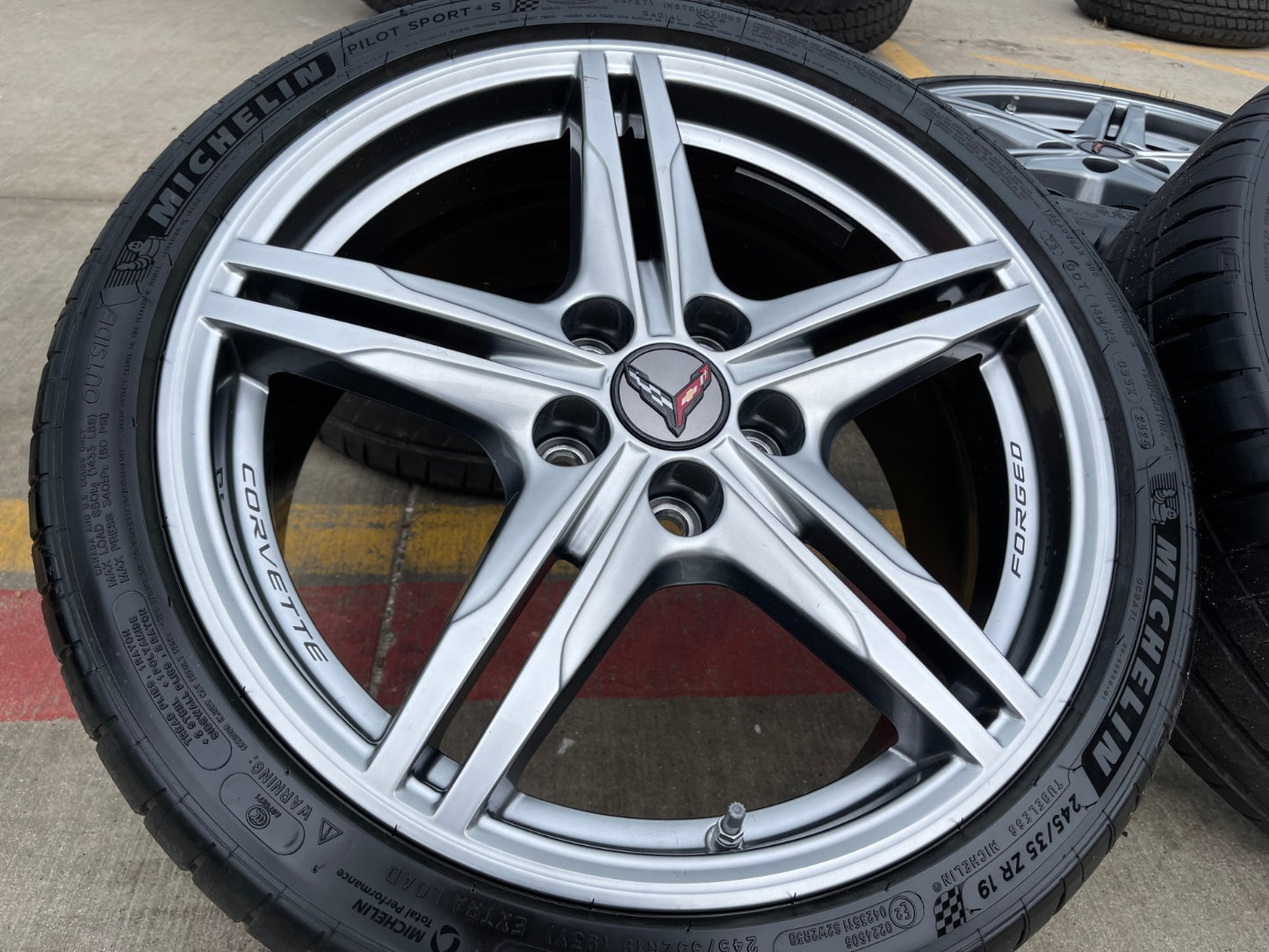 19" + 20" Chevy Corvette Z06 C8 OEM FORGED wheels rims 2024 2025 2026 NEW
