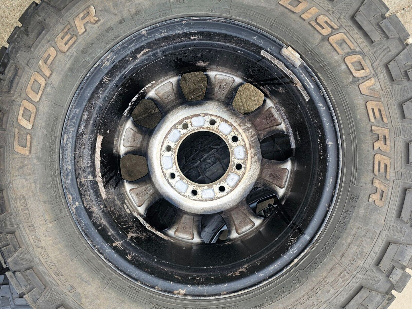 18" Ford F-250 F-350 OEM TREMOR black rims wheels 10097 tires COOPER 33"